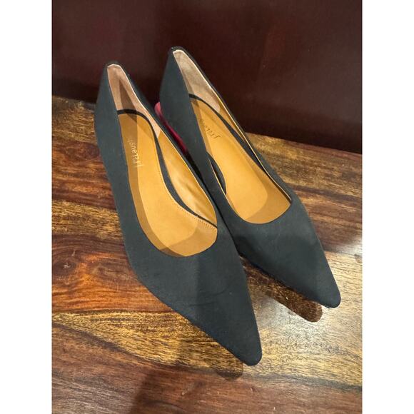 J. McLaughlin Cheryl Black & Red Pointed Toe Leather Heel Pump Sz 7 - Picture 2 of 7